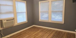 818 W RUSSELL PL Gallery 9