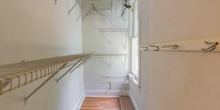 3914 HERSCHEL Street Gallery 40