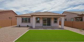 Beautiful 4 Bedroom in Aloravita Community Gallery 37