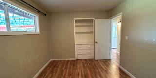 Cutest 3-Bedroom House with Covered Back Patio + Bonus Storage/Office! Gallery 17