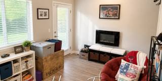 Super Cute Townhome in a Fantastic Location - 54 Cheyenne Blvd Gallery 7