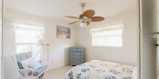 $5,495/month -- Beautifully Furnished Pool Home Seasonal Rental ** Lakefront Views ** Just minutes from Manasota Key Beach $5,495/month -- Beautifully Furnished Pool Home Seasonal Rental ** Lakefront Views ** Just minutes from Manasota Key Beach Gallery 16