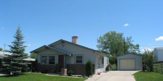3 BEDROOM | 1 BATH | SOUTH | DETACHED GARAGE Gallery 1
