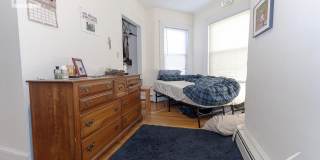 hige 4 bed split in allston Gallery 9