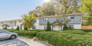 Pinewood Townhomes Gallery 3