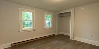 323 S Raleigh Street Gallery 21