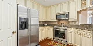 Magnolia Plaza -145 E. Magnolia, Unit 311 Gallery 4