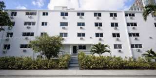 143 SW 9th St Gallery 1