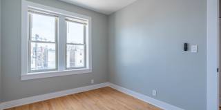 6239 N Western Avenue Gallery 17