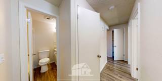 Cute 2:1 Apartment Downtown Olympia with Covered Parking! Cute 2:1 Apartment Downtown Olympia with Covered Parking! Gallery 14