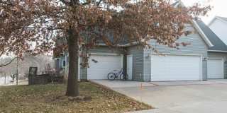 Huge 3-bedroom, 4-bath, 3-car garage townhome in Longfellow neighborhood Gallery 5