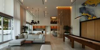 Ascent at Metropolitan Naples Gallery 19