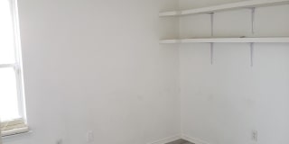 1121 Dixon Circle Gallery 19