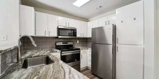 Derby at Steeplechase Gallery 38