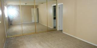 Spacious 2 story Townhouse with Community Pool Gallery 17