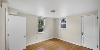 Miller Beach Living – Walk to the Lake! Gallery 15