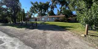 3 Bedroom 2 Bath House w/ Attached 2 Car Garage & Many Amenities Gallery 1
