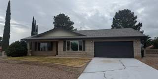 Large Home on Large Lot Gallery 1