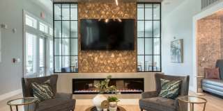 Mason Veranda Gallery 38