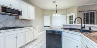 5 Bed / 2.5 Bath in South Tulsa! Gallery 22