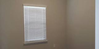 Room in 4 Bedroom Home at Whitby Moore St Gallery 9
