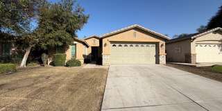 Spacious 3-Bedroom Home with Community Pool! Gallery 1
