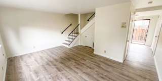 Remodeled Townhouse Near Downtown Campbell Gallery 1