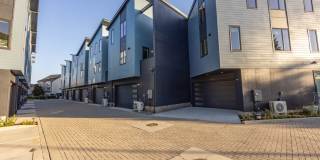 Riverside Townhomes - Waterfront Living in Vancouver Gallery 3
