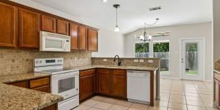 1303 BLUFF FOREST Gallery 14