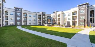 Heritage Grove Gallery 25