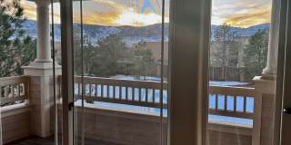 SW Littleton Top Floor Condo with Mountain Views! Gallery 1
