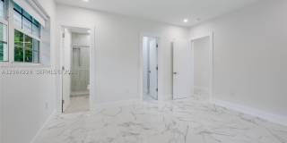 52 Camden Dr Gallery 34