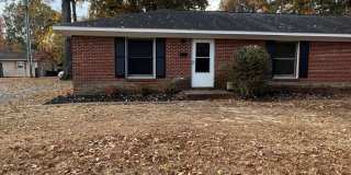 Upgraded 2 Bedroom Duplex (Monroe/Historic District) Gallery 1