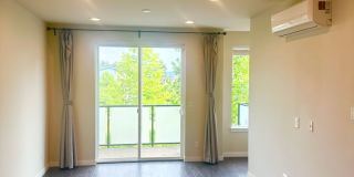 Modern 2-bed, 2-bath Townhome in Shoreline. Gallery 7