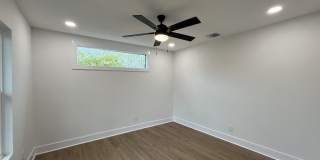 2239 Burnet St Gallery 14