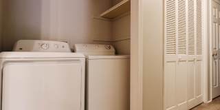 Riverwood Apartments Gallery 8