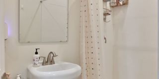 Massive Newly Renovated 11-Bedroom House on E. 14th  – Prime Campus Location! Gallery 44