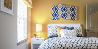 Icon on the Greenway Gallery 35