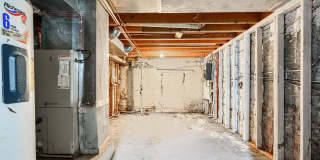 1127 SARGEANT Street Gallery 31