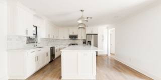 Beautiful Home in Nichols Hills + 3 bedrooms Gallery 8