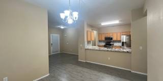 Beautiful Summerlin townhome, 3 bed, 2.5 bath, on 1st floor. Gallery 20