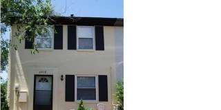 2 bedroom, 1 bathroom town house located in the heart of Fern Creek Gallery 1