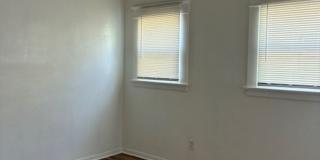 TWO BED ONE BATH APT ON CHESTNUT Gallery 8