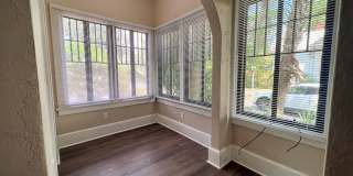 1BR/1BA UPDATED Apartment in Duck Pond Area - Available Early August! Gallery 6