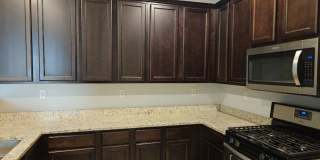 3 Bedroom, 2.5 Bathroom Home! Schedule a Showing! Gallery 6