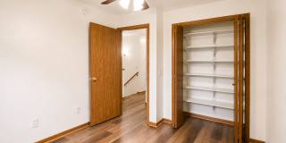 Ellis Avenue Duplex Gallery 14