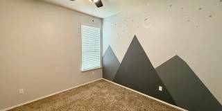 Spacious 4-Bedroom Home on Quiet Cul-de-Sac Gallery 8