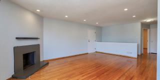4BR/2BA Pet-Friendly Entire Single-Family Home with Backyard & 2-Car Garage | YouTube Tour 4BR/2BA Pet-Friendly Entire Single-Family Home with Backyard & 2-Car Garage | YouTube Tour Gallery 1