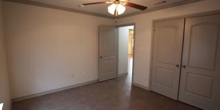 Beautiful 3 Bedroom 2 Bathroom Townhouse in South Tyler! Now offering 1/2 OFF FIRST FULL MONTHS RENT! Gallery 16