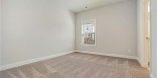 106 Basil Street Gallery 19